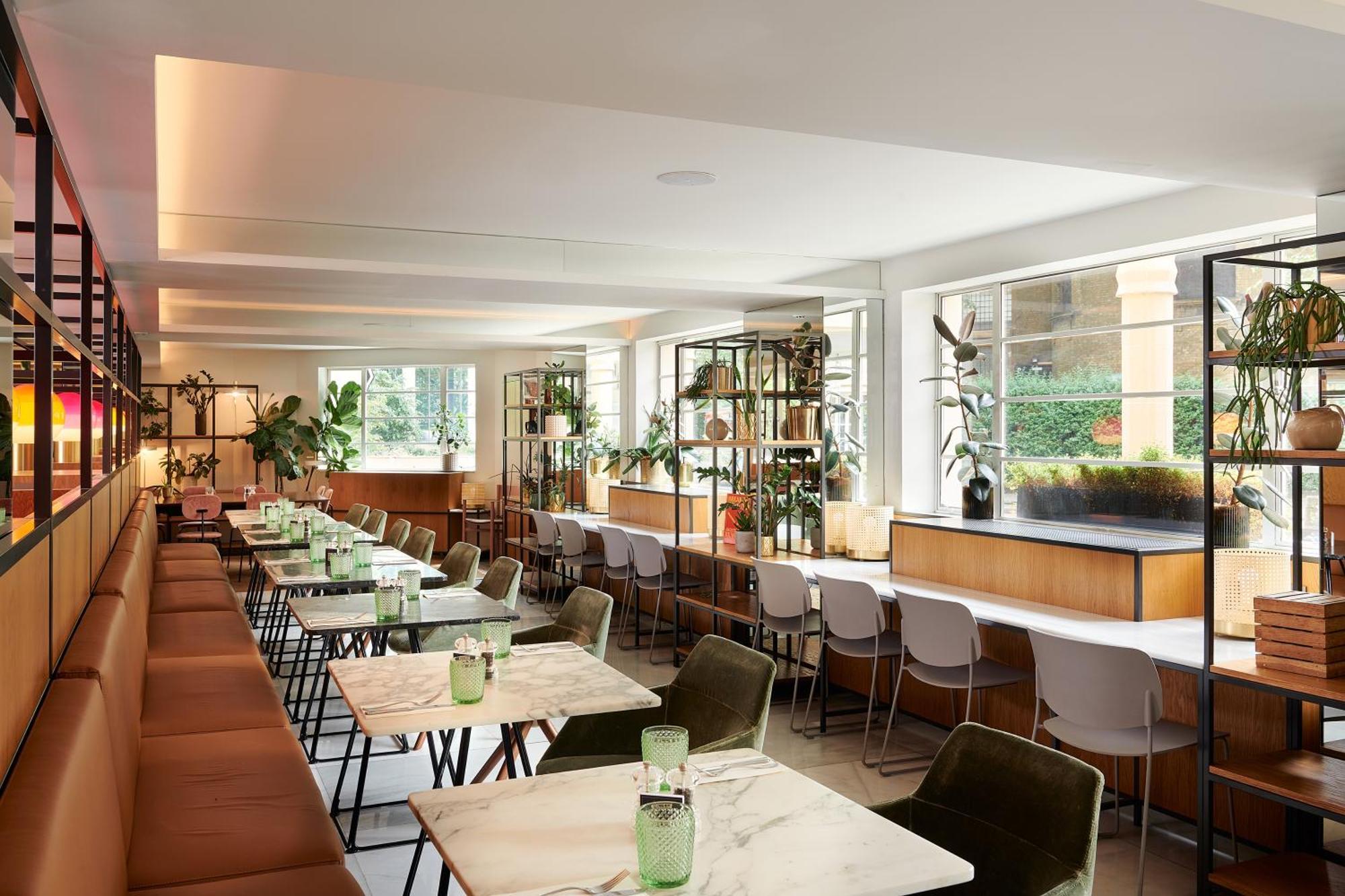 Melia White House Hotel
