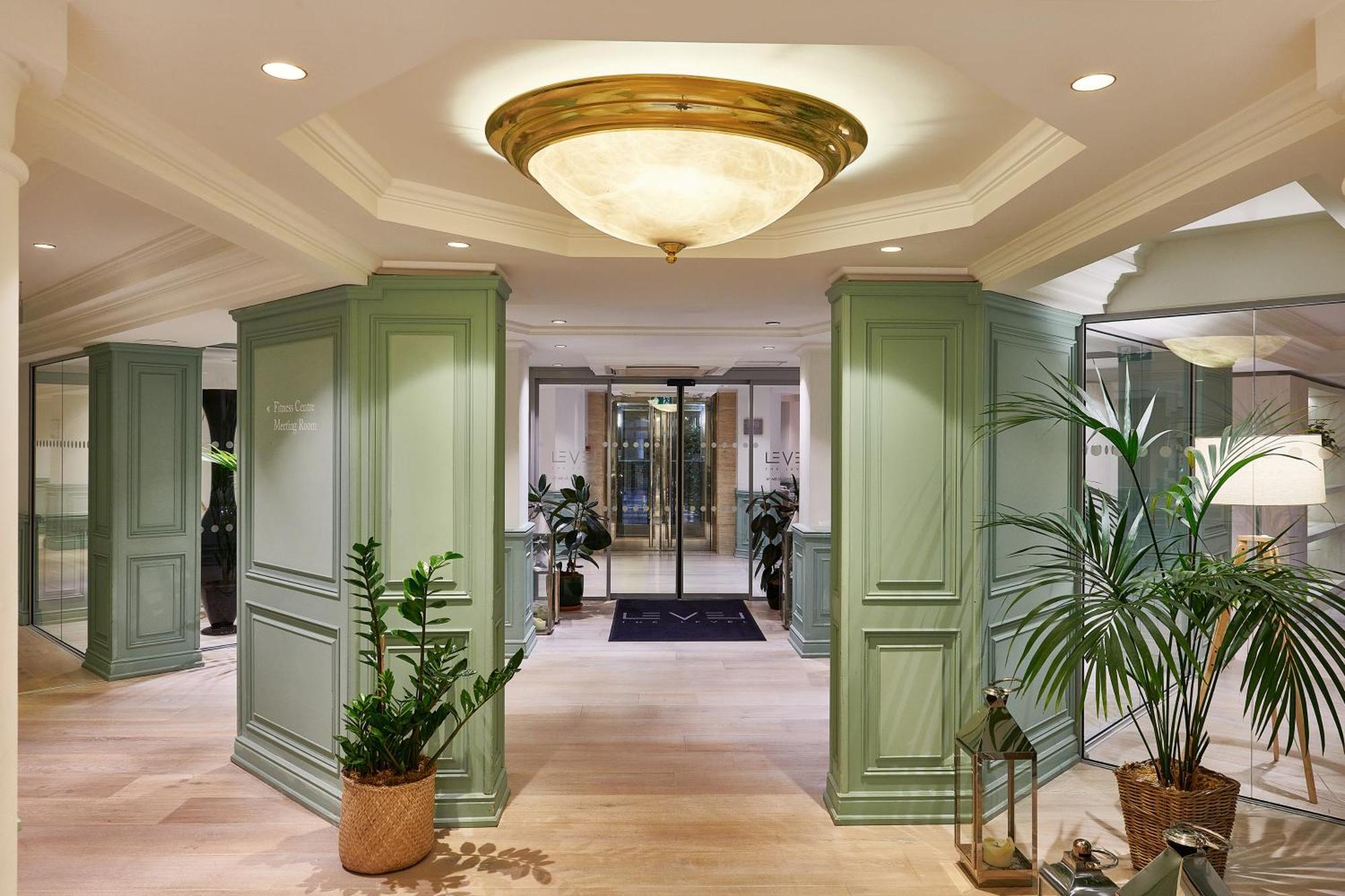 Hotel Melia White House