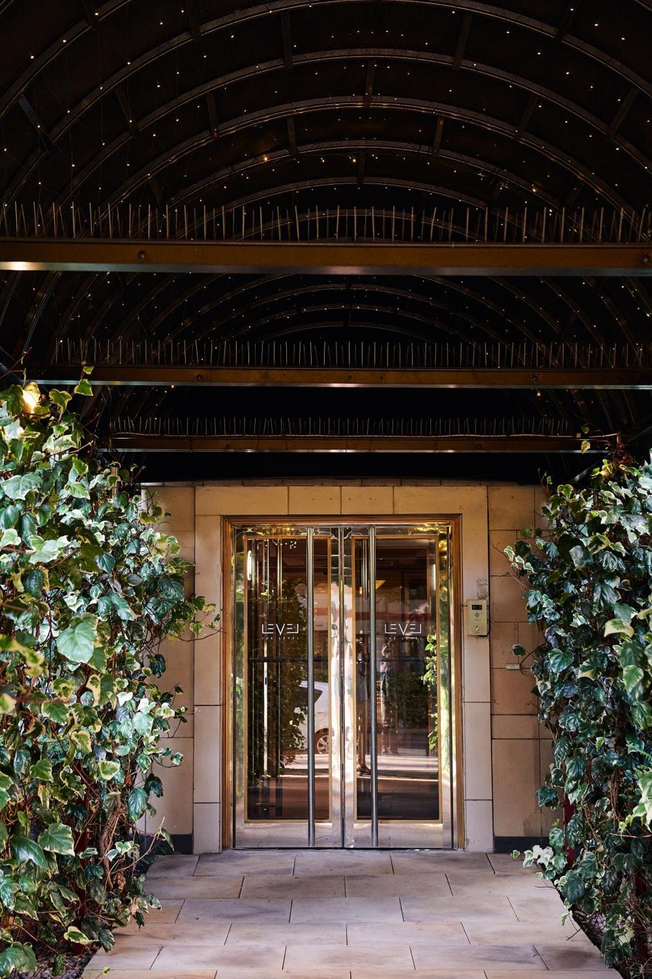 Melia White House 4*