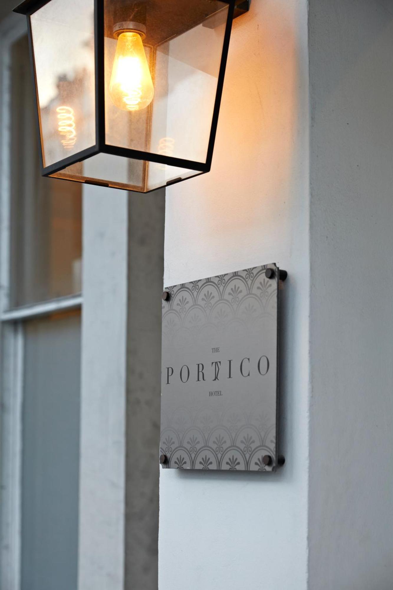 Hotel The Portico