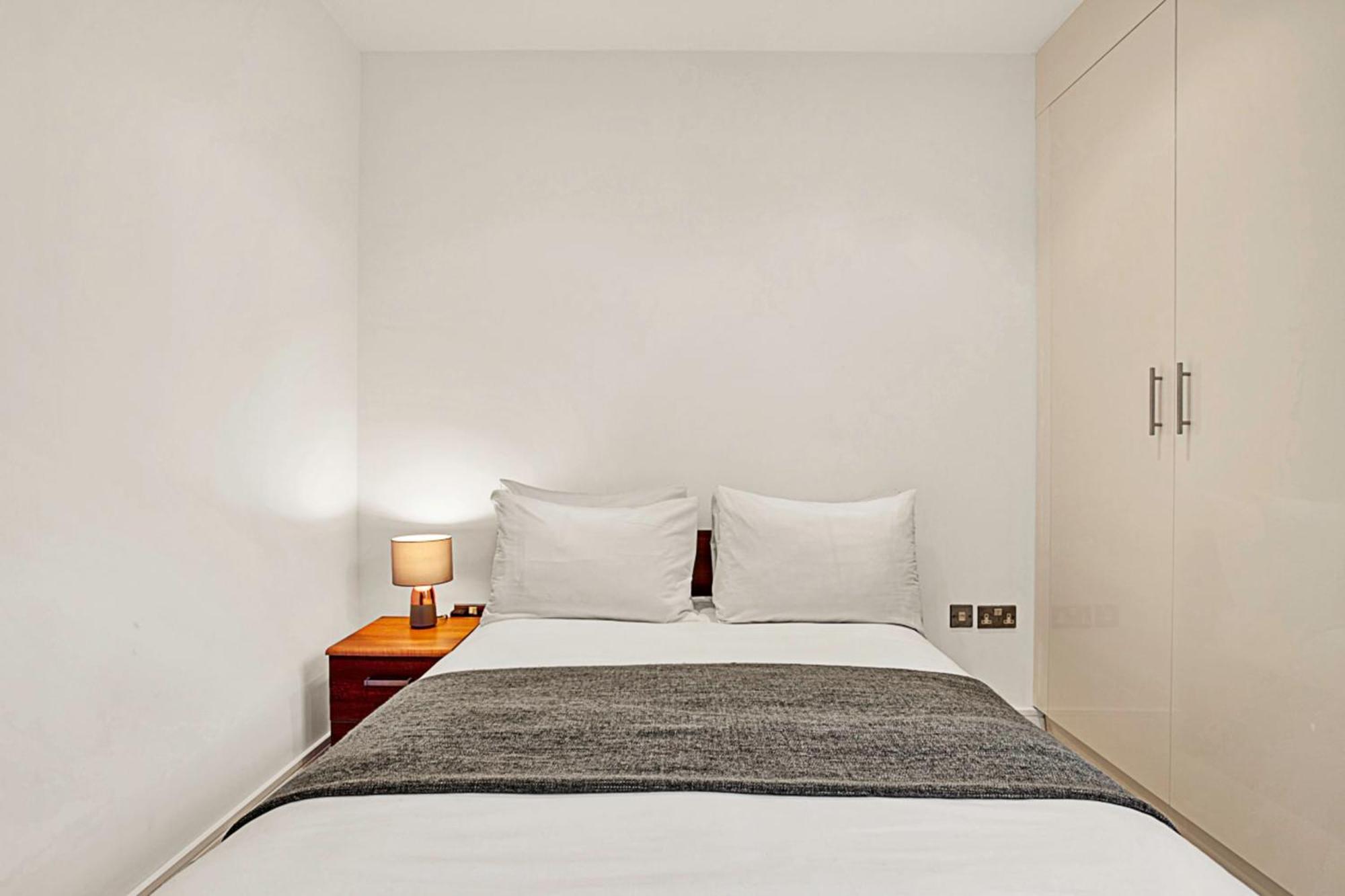 Urban Retreat Stylish 1-bed Bliss Appartement *