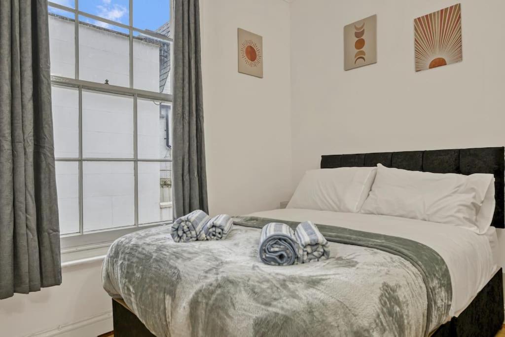 Cosy 2br Retreat Near Paddington Station * Londres