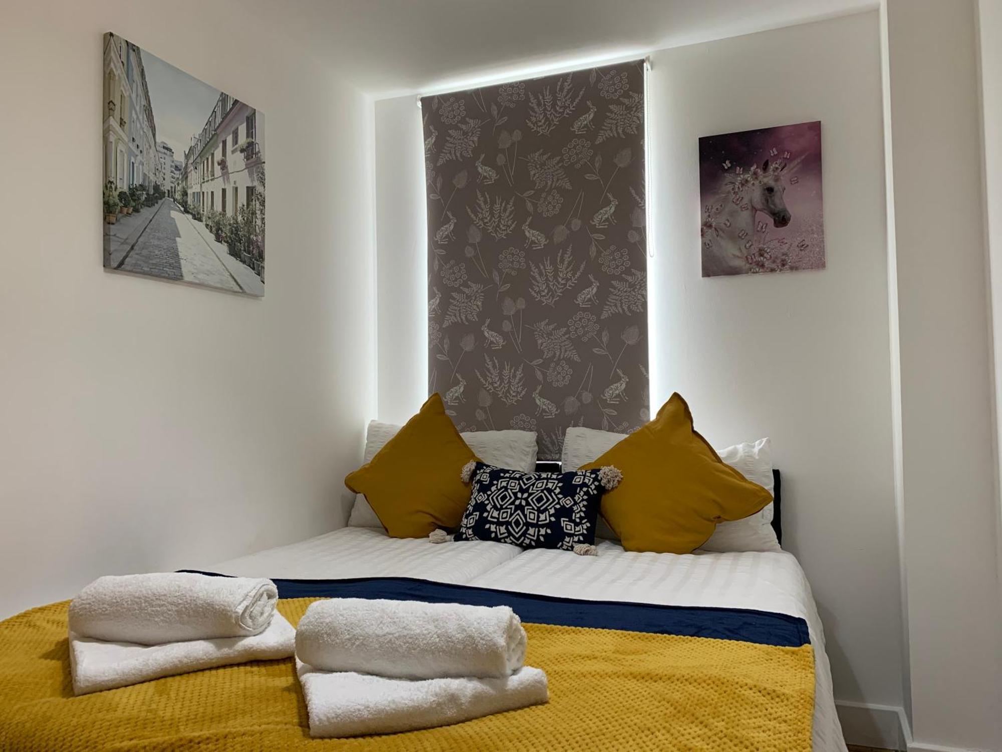 Tower Bridge London, 2 Bedrooms, Reception, Kitchen, Parking * Londres
