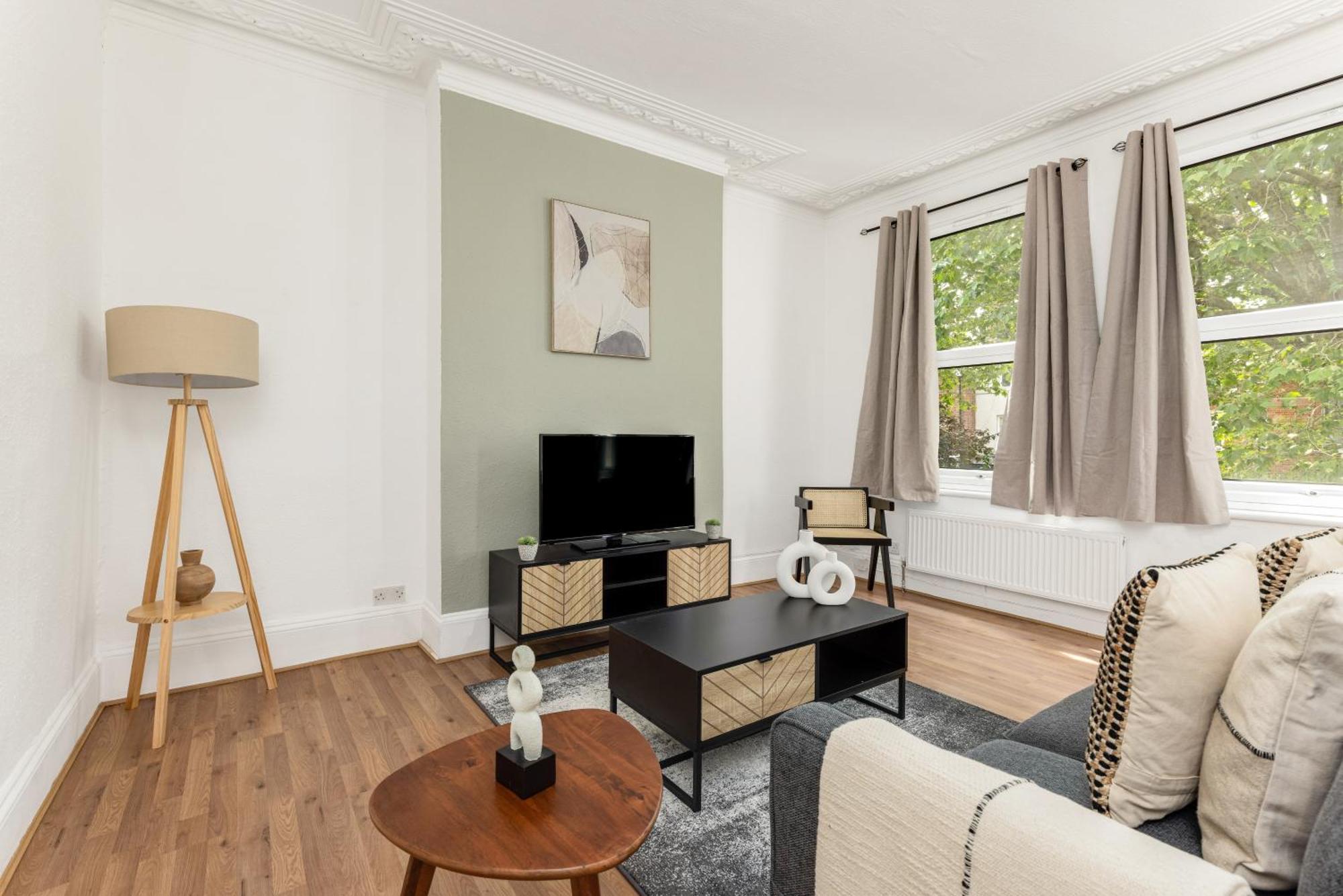 The Acton Luxury Flat