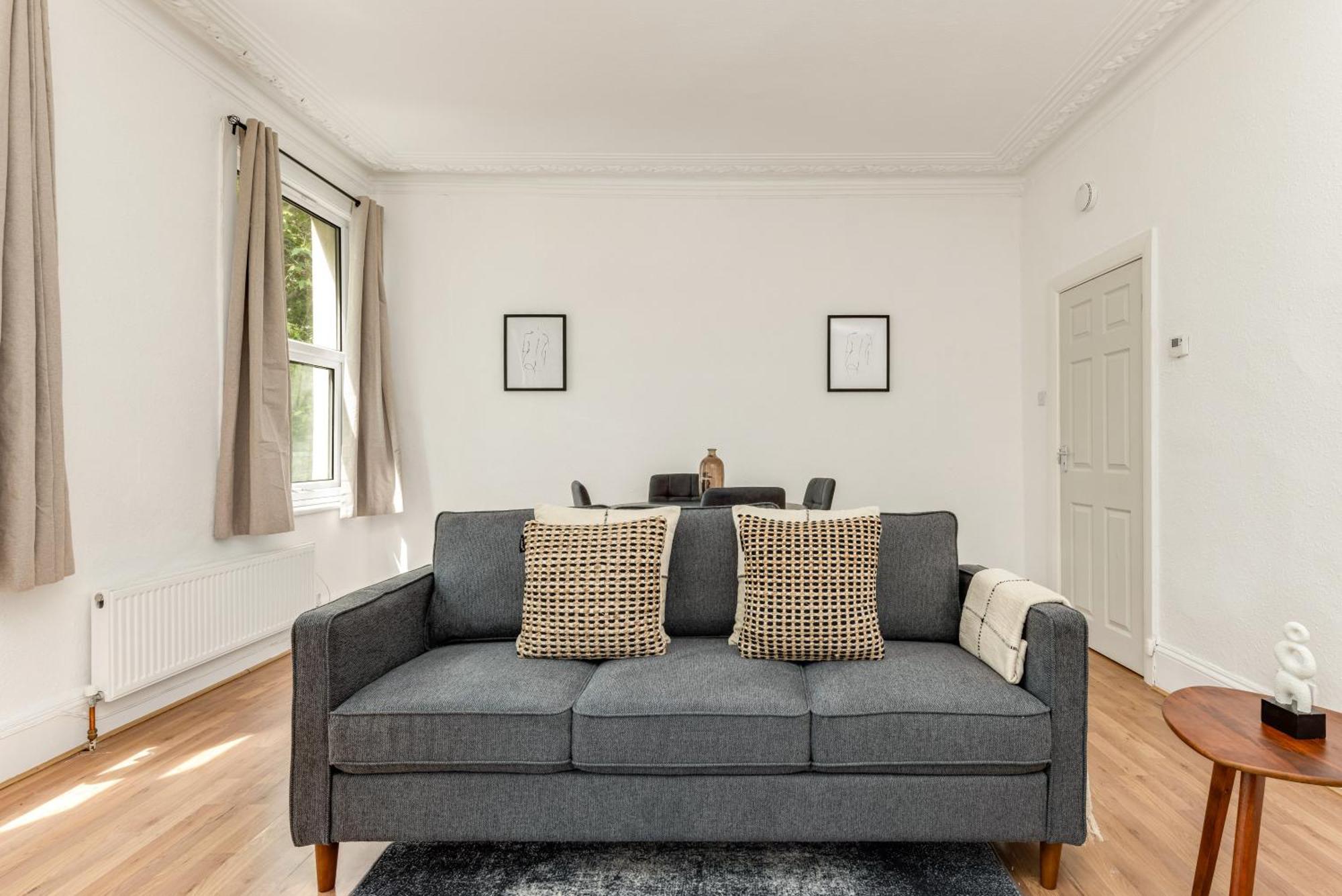 The Acton Luxury Flat