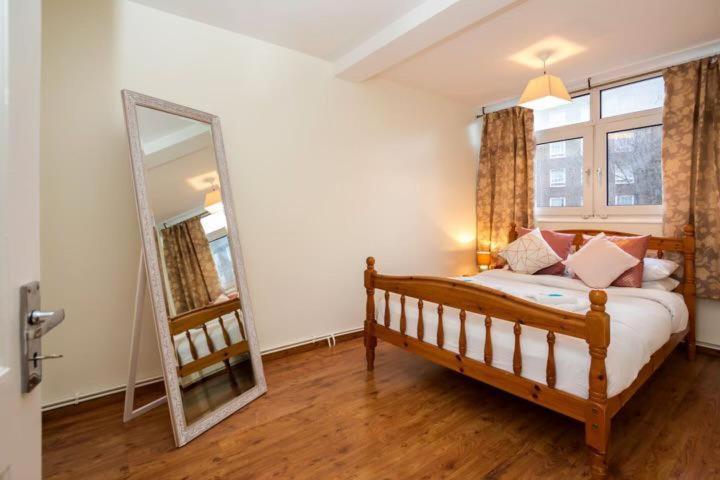 3 Bedroom Flat In Apartamento