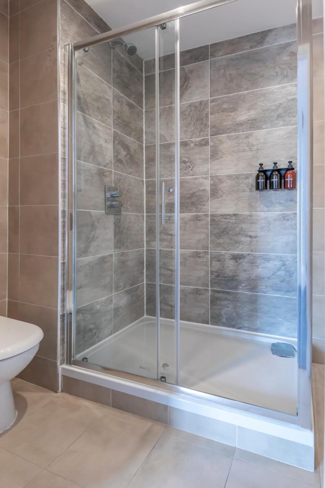 The Loft - Spacious Luxury 2 Bed 2 Bath With Free Secure Parking And Tube Close By Apartment