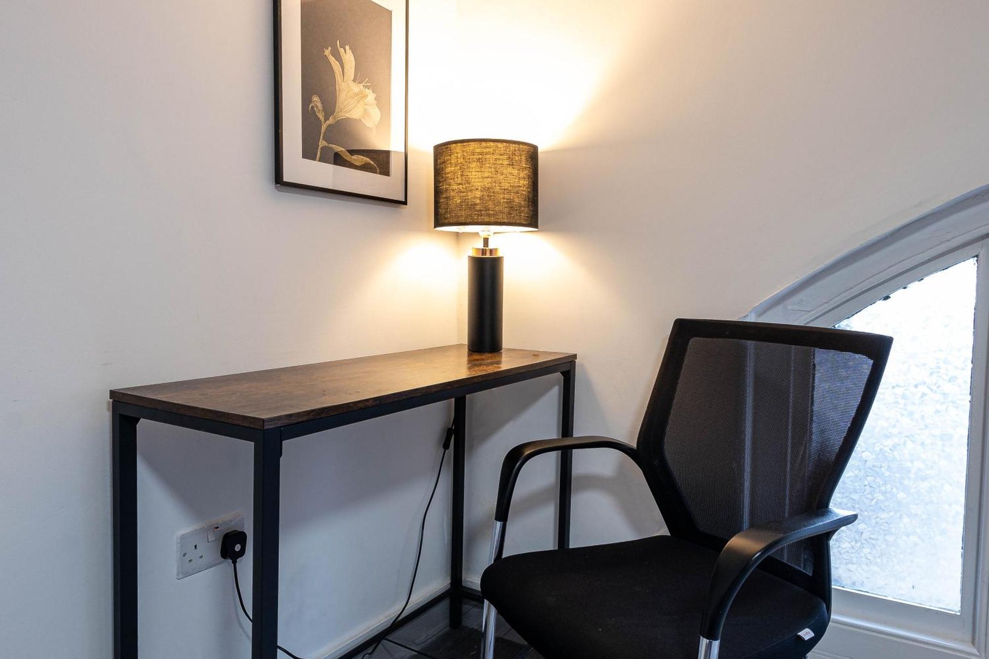 Deluxe Urban Retreat With City Views Studio And One Bedroom Near Camden By Belvilla Apartamento