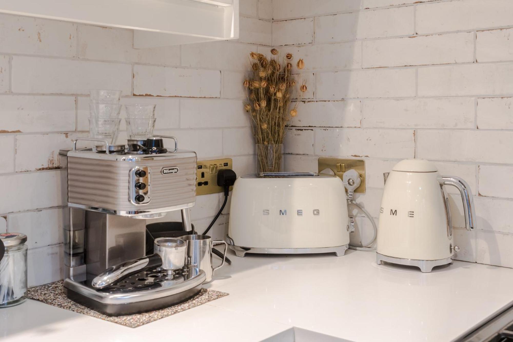 Apartamento Bright De Beauvoir Pied A Terre *