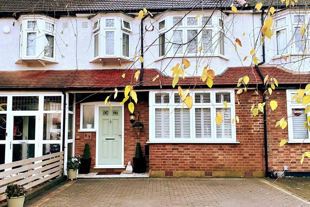 Hébergement de vacances Luxury 4 Bed 2 Bath House With Garden Near Wimbledon Londres