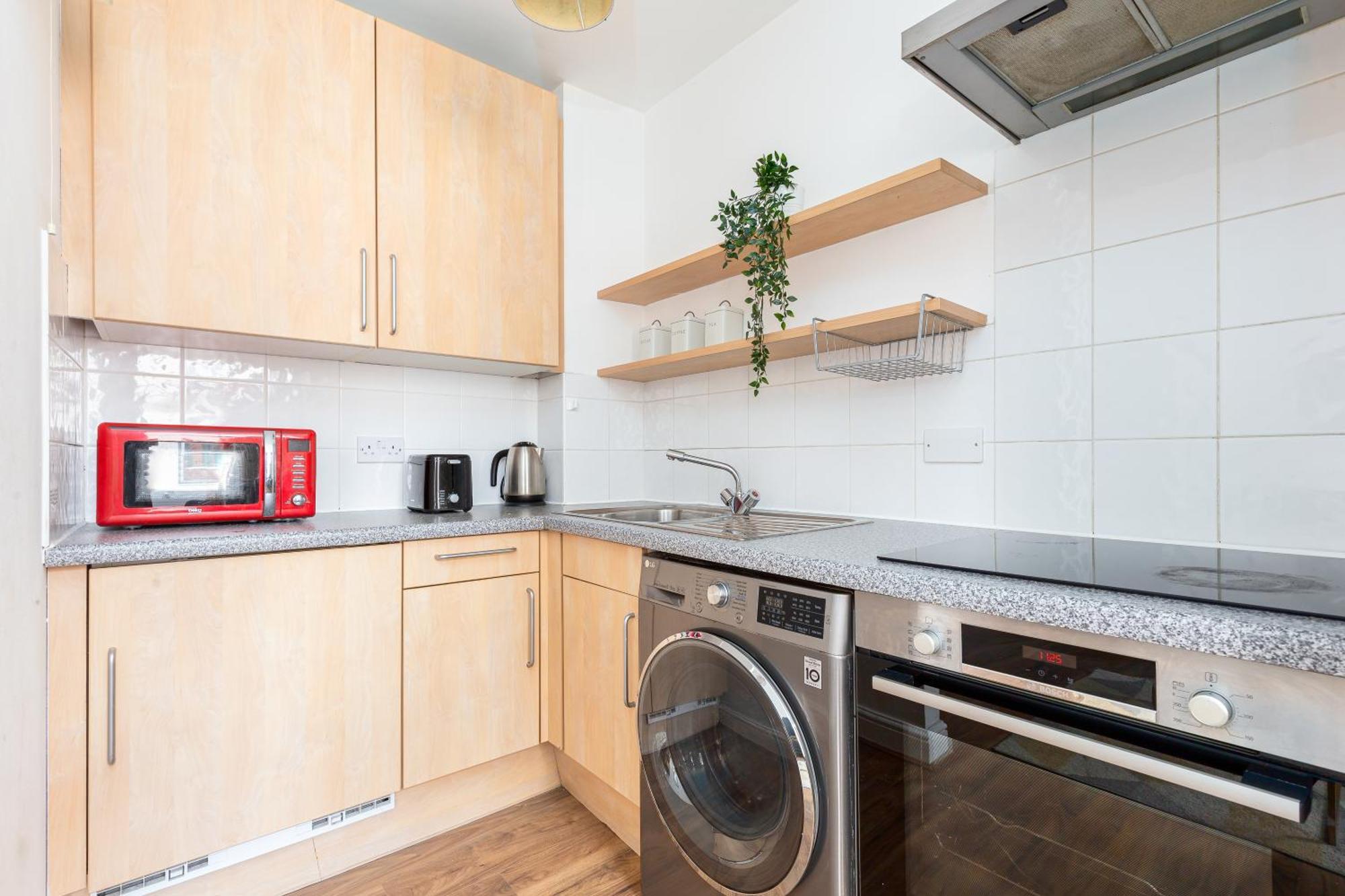 The Aldgate Flat *