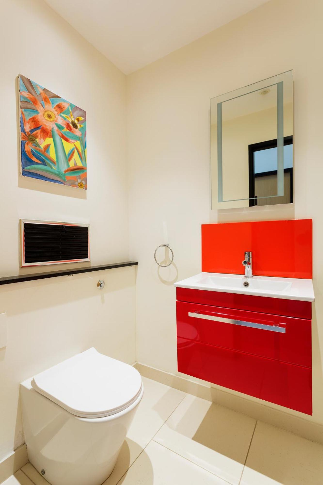 Veeve - Hyde Park Heights *