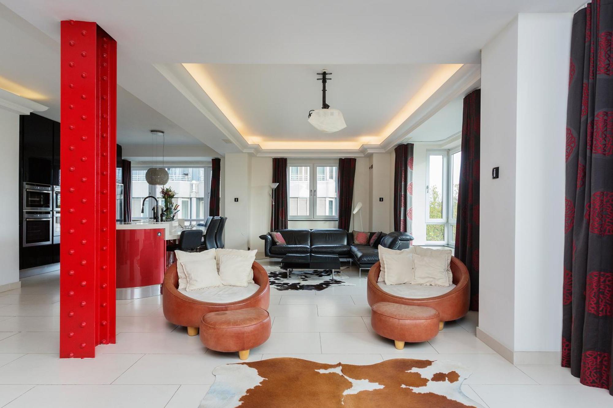 Veeve - Hyde Park Heights
