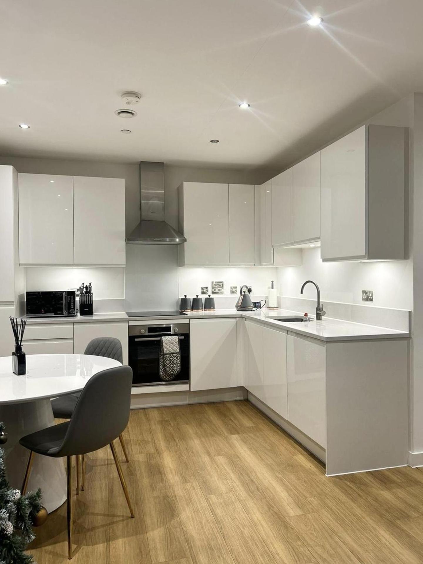 Appartement Beautiful 2-bed High Rise In Royal Wharf