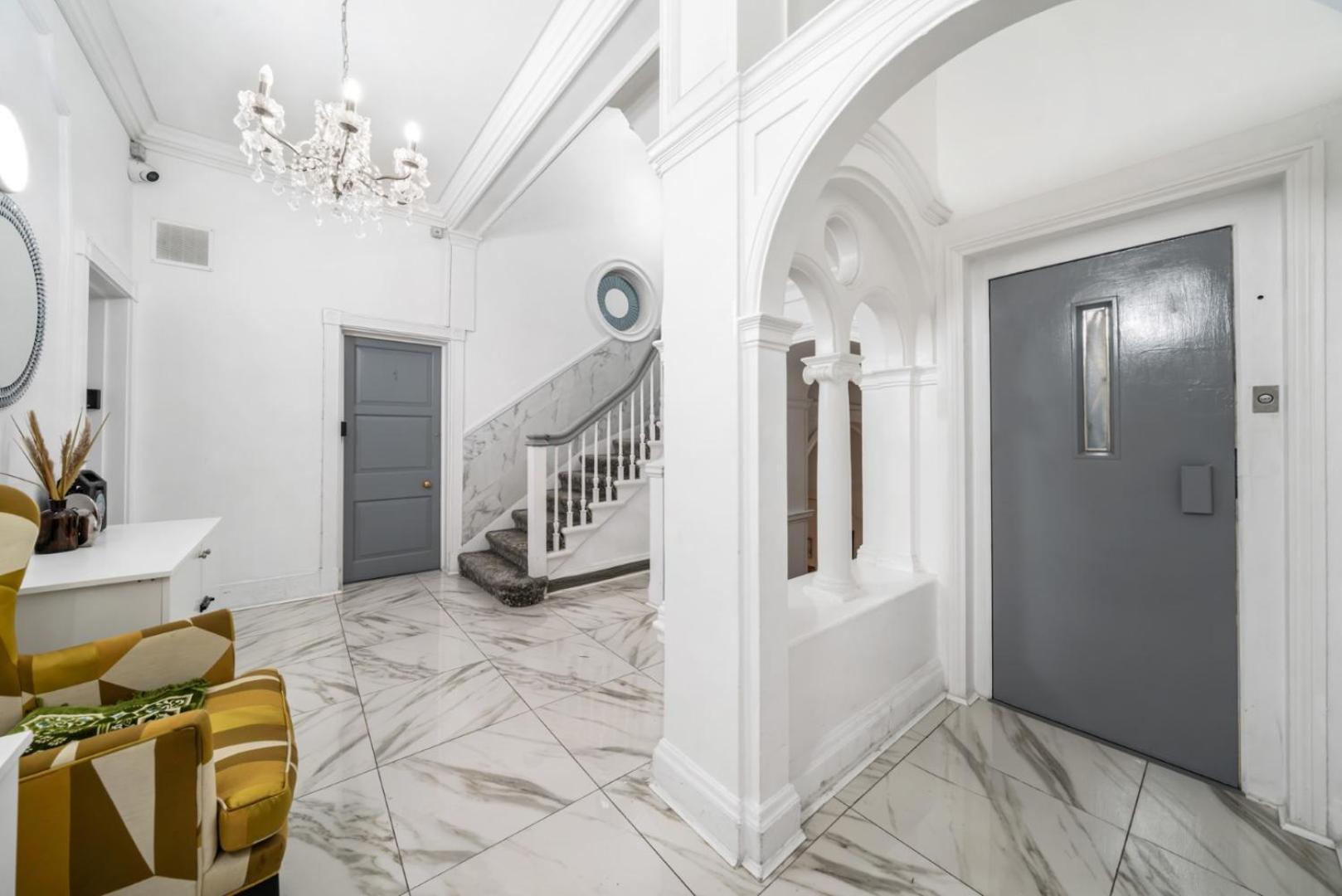 3 Bedroom On Oxford Street Gc4 * Londres
