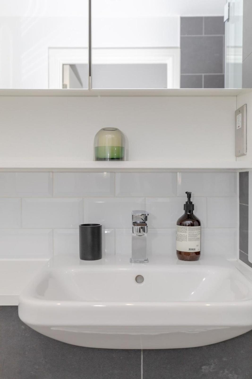 Appartement Elegant & Serene 2bd Flat Wroof Terrace Hoxton! Londen