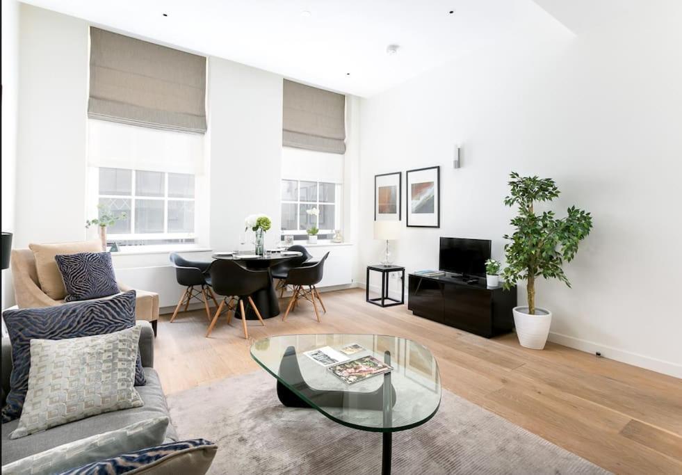 Lovely 2 Beds Flat - A/c - Lift.