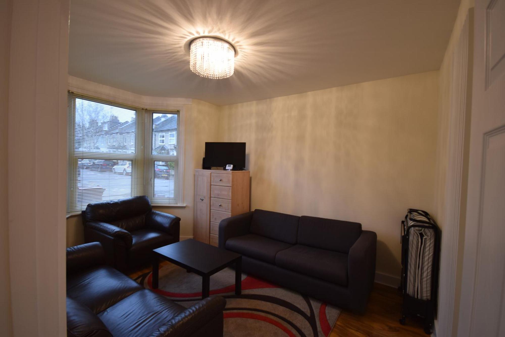Hébergement de vacances Four Bedroom House Chandos Road