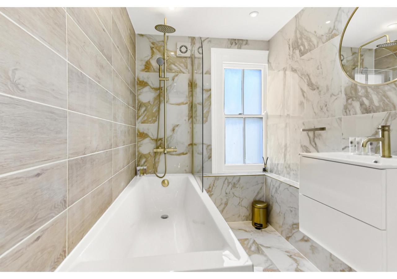 Cozy Bliss Escape: Family - Friendly Getaway Appartement Londres