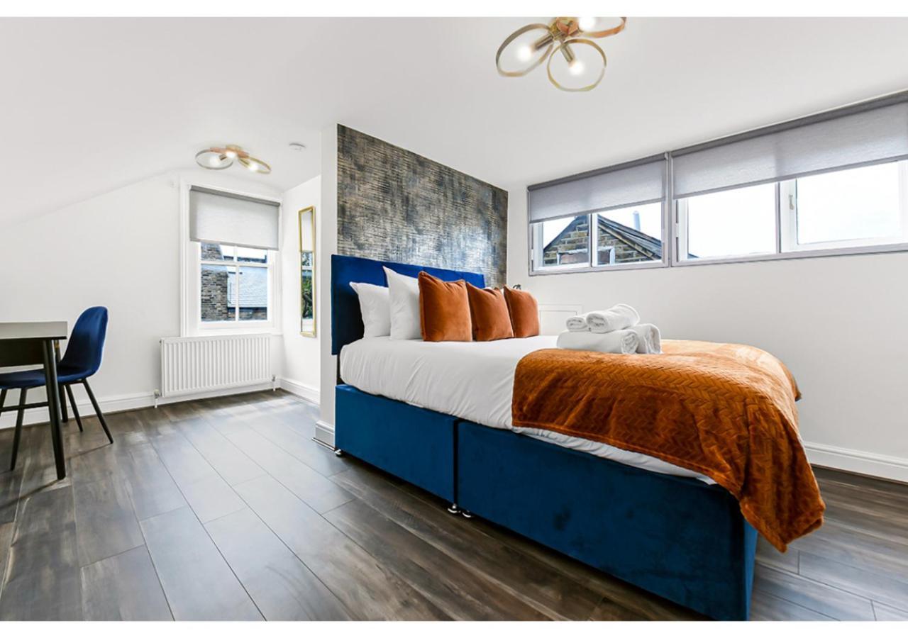 Cozy Bliss Escape: Family - Friendly Getaway Londres