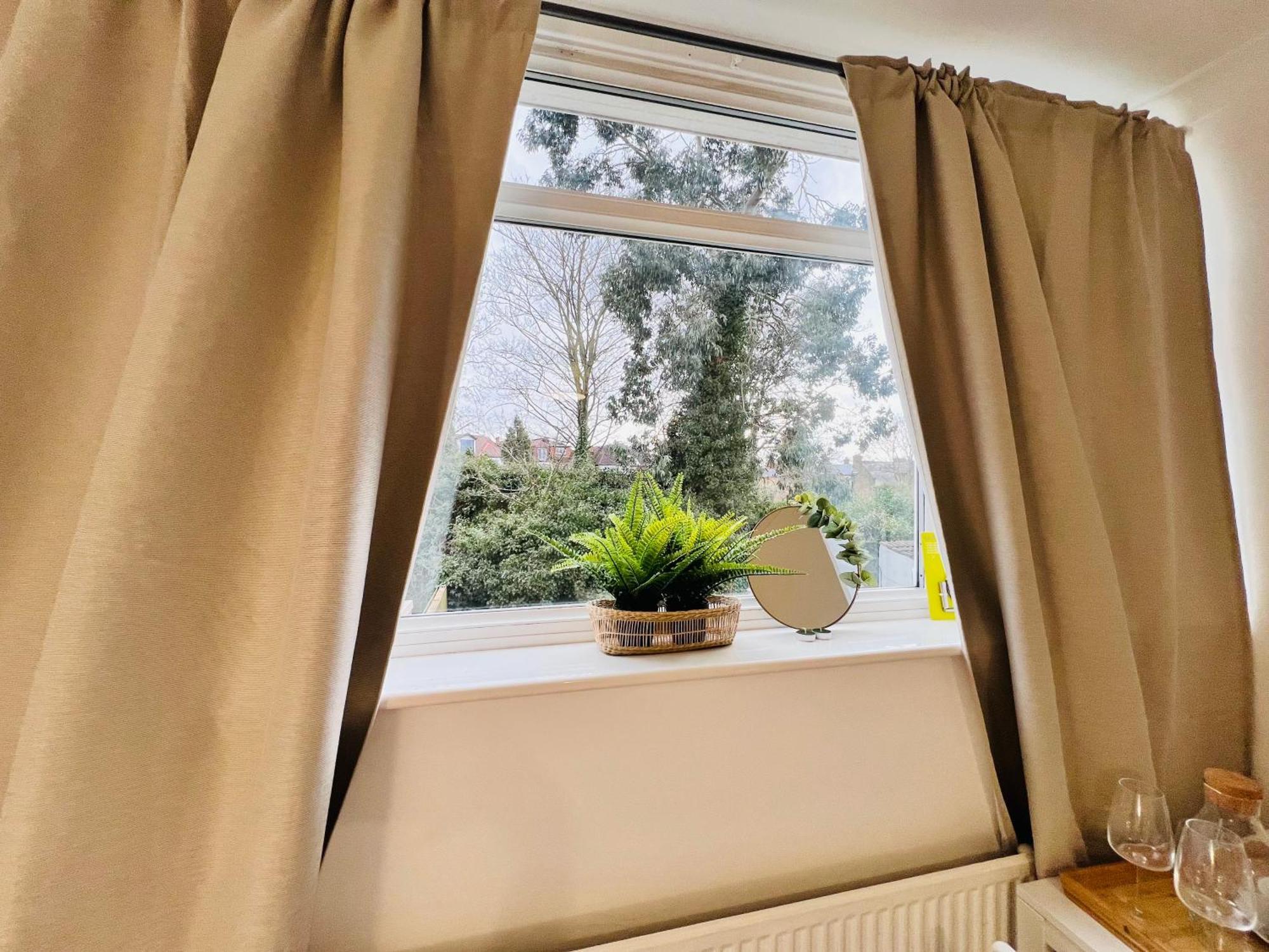 Pensión Stunning Double Sw2 Near To Brixton *