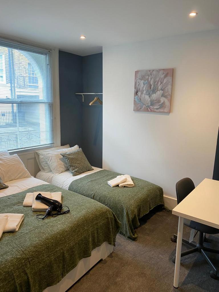 Séjour chez l'habitant Comfy Private Bedrooms Near Euston, *