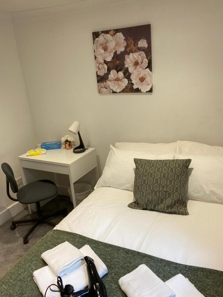 Séjour chez l'habitant Comfy Private Bedrooms Near Euston, *