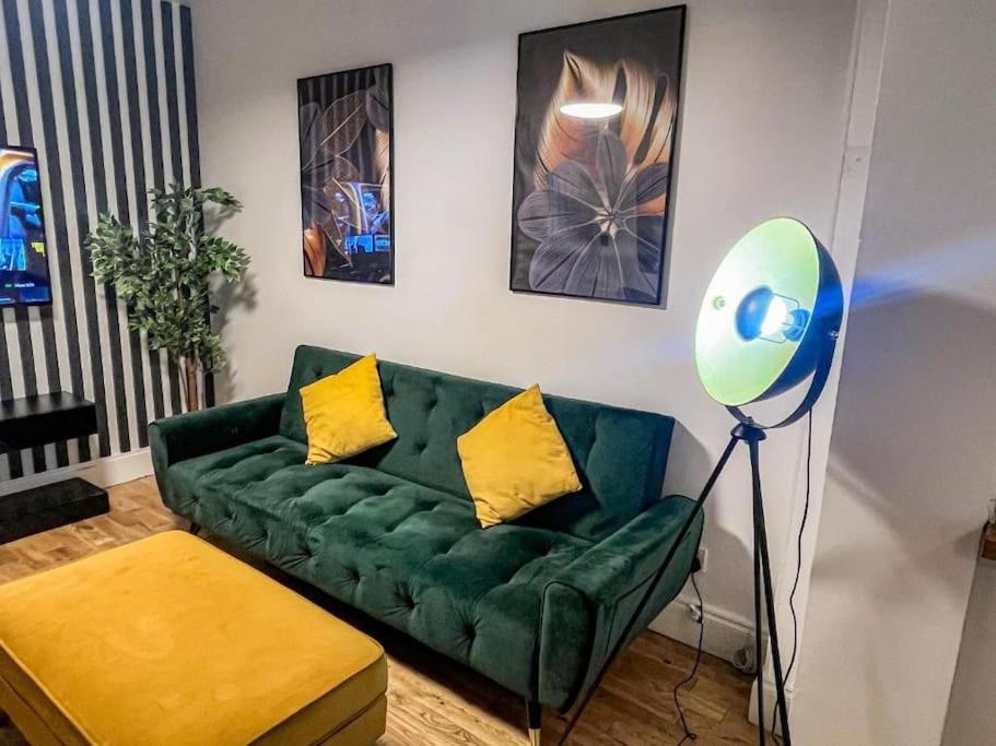 East Townhouse By Harlington Appartement Londres