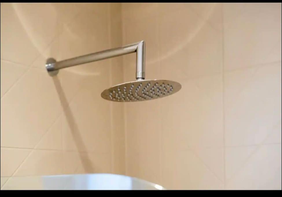 Luxury Modern Flat Near Excel, 02 & Canary Wharf * Londres
