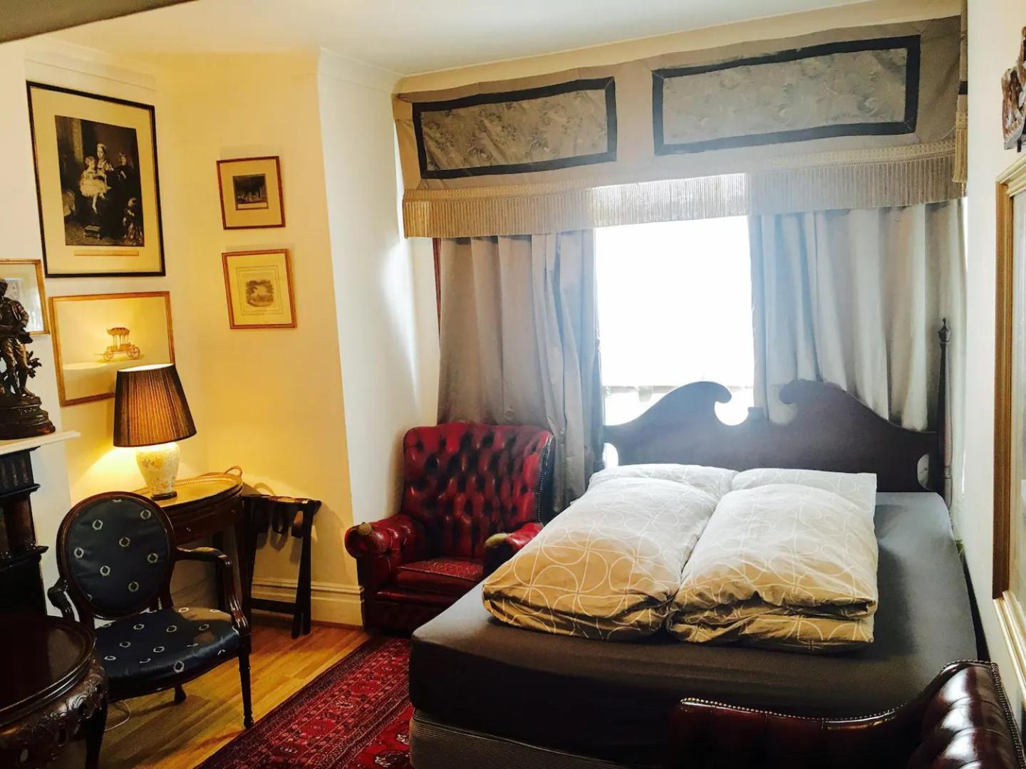 Quality And Very Good Value Private In Close To Notting Hill Zone 2 Guest house London