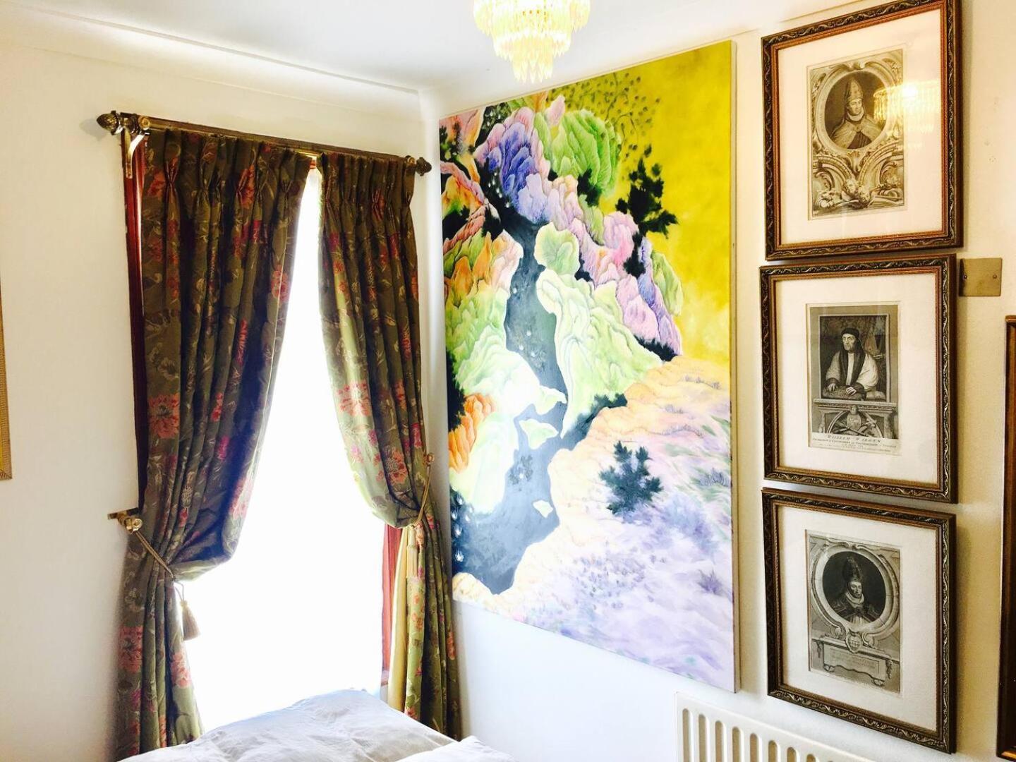 Guest house Quality And Very Good Value Private In Close To Notting Hill Zone 2 *