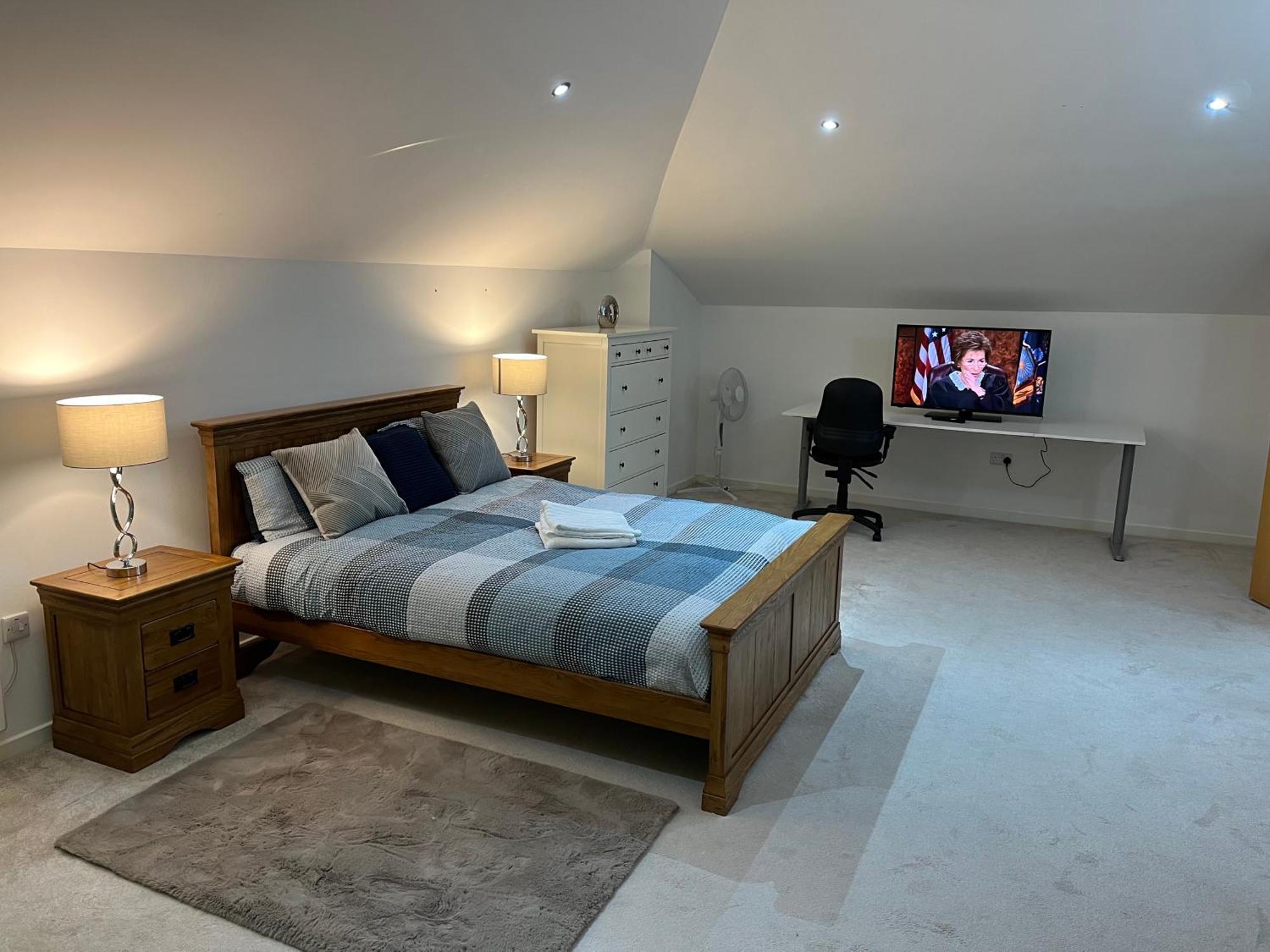Your Royal Victoria Excel O2 Arena Hotel London