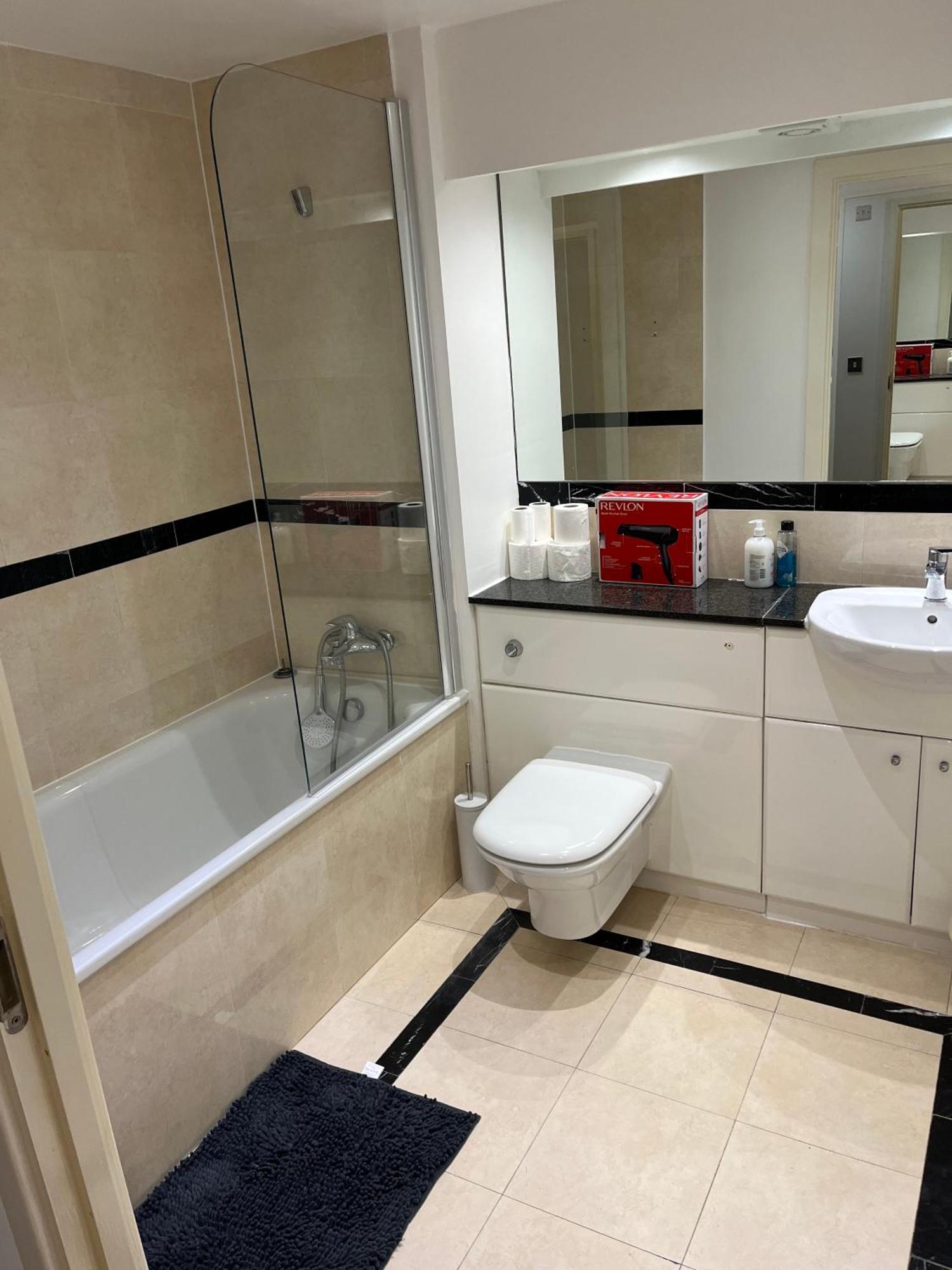 Your Royal Victoria Excel O2 Arena Hotel *