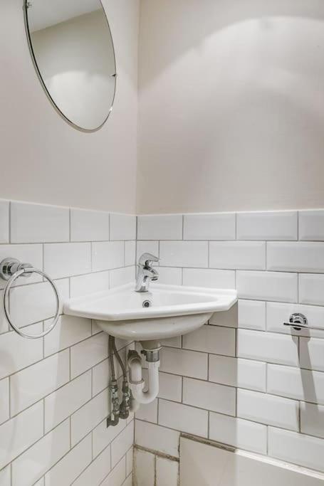 Chic 3 Bedroom Brixtonclapham Near Tube Appartement