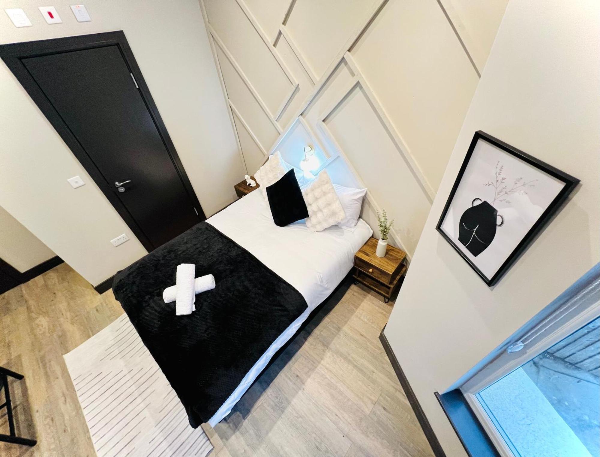 72 Charm Great Location Ii Guest house London