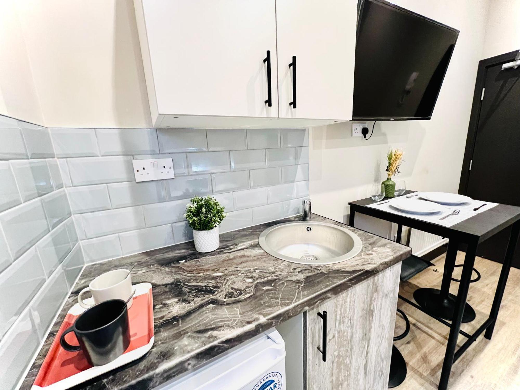 72 Charm Great Location Ii * London