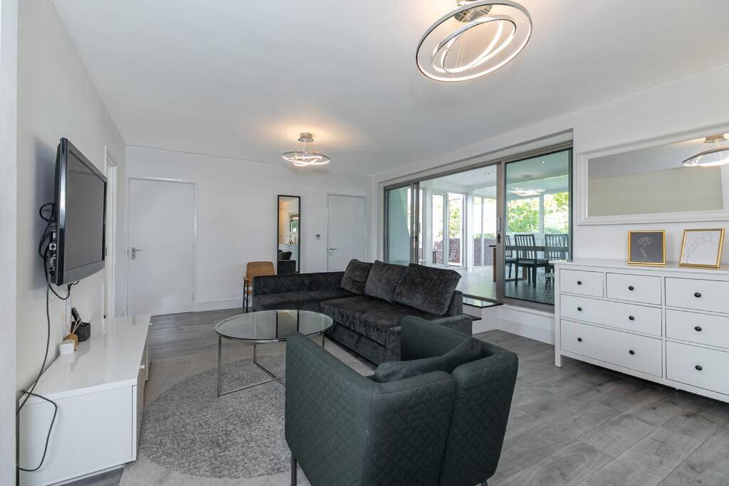 Superb Penthouse With 2 Bathrooms And Roof Terrace Apartamento Londres