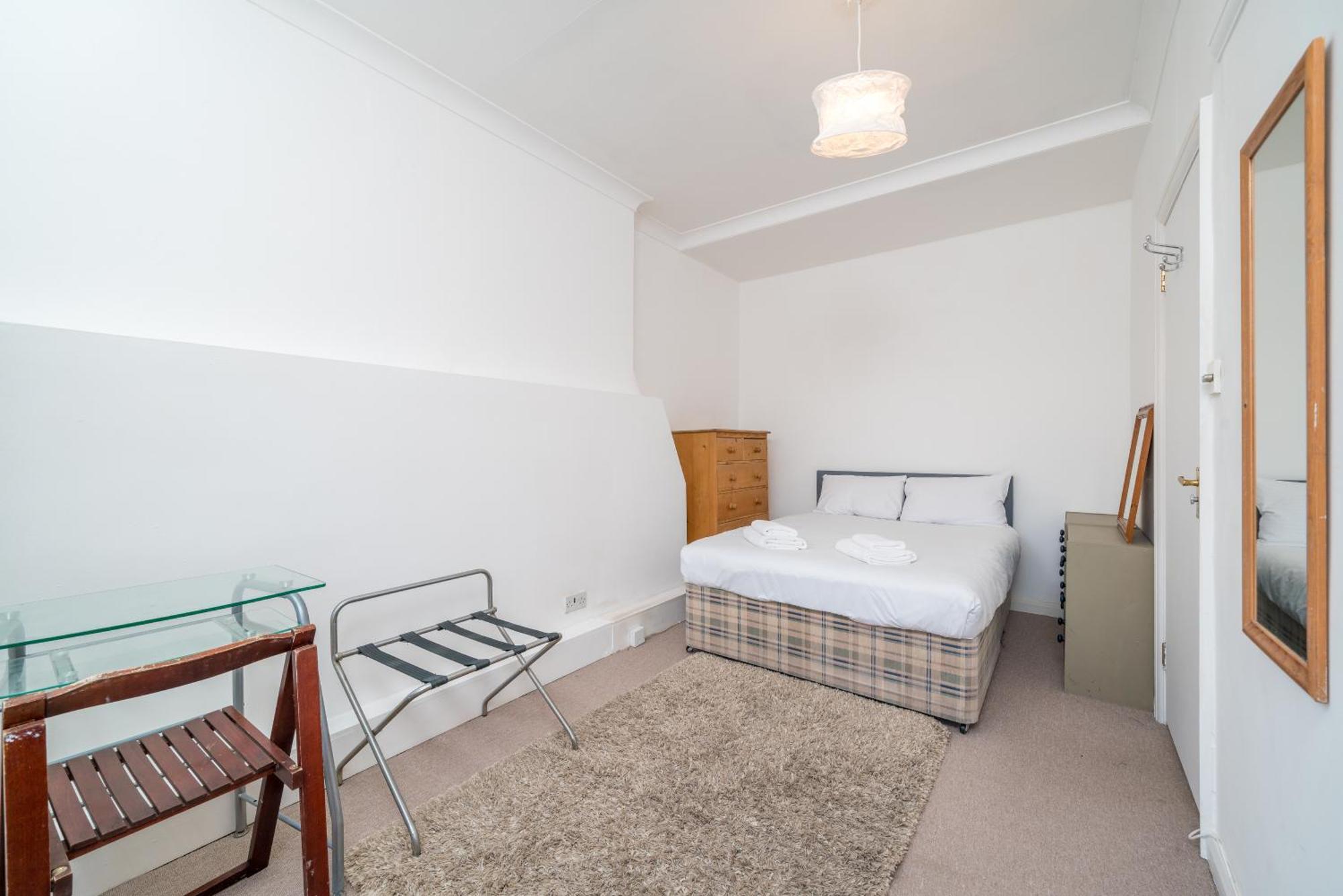Cozy Maisonette Near Abbey Road *