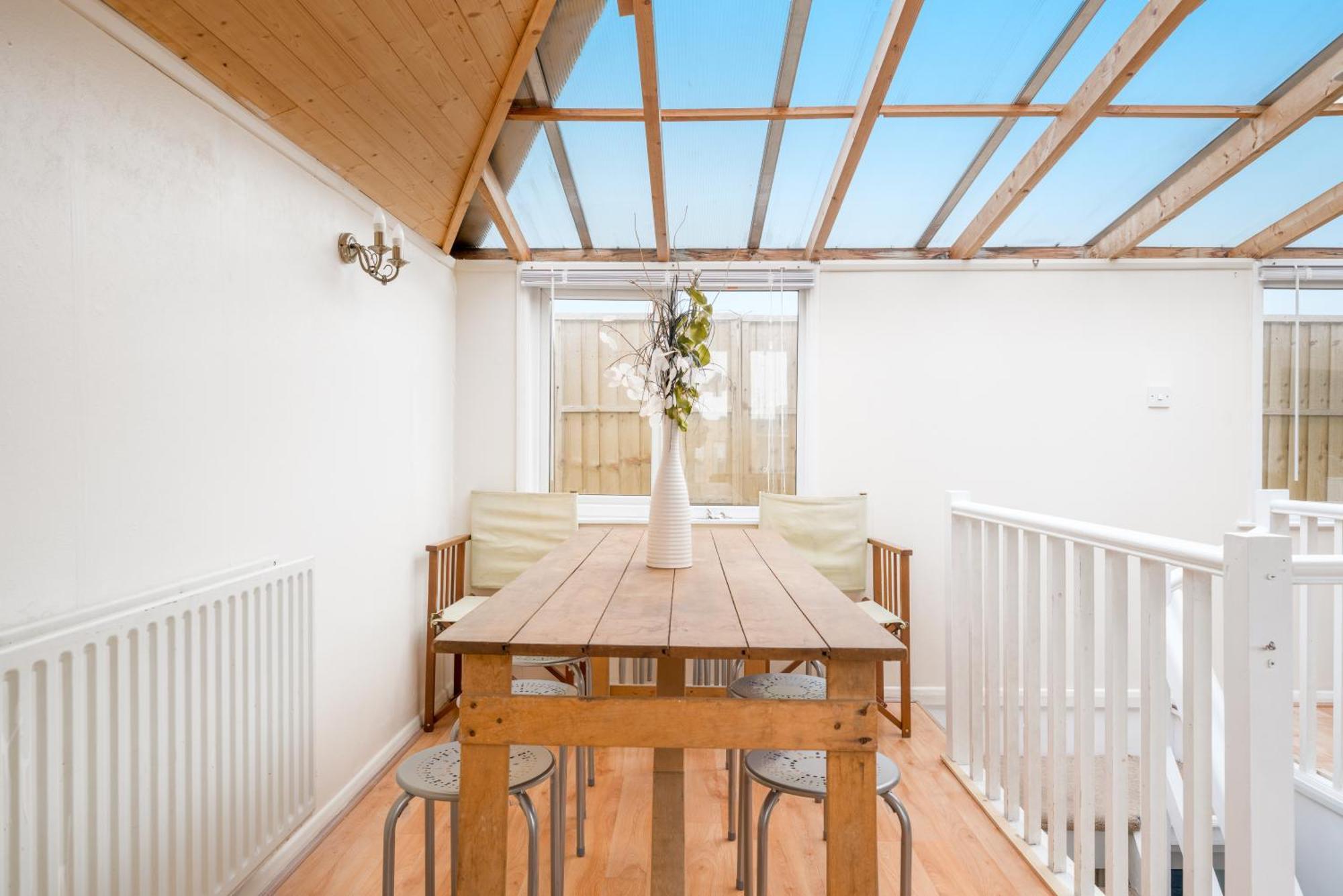 Apartment Cozy Maisonette Near Abbey Road *