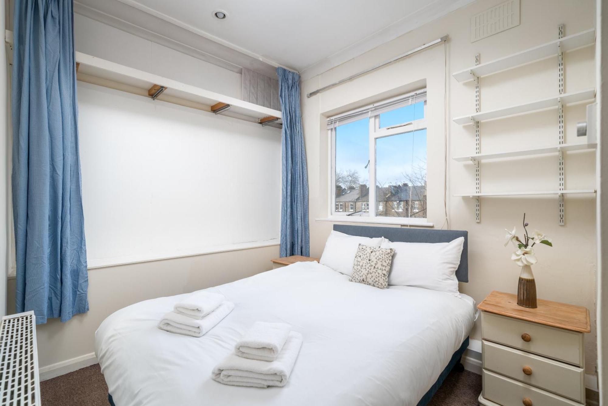 Cozy Maisonette Near Abbey Road Apartment