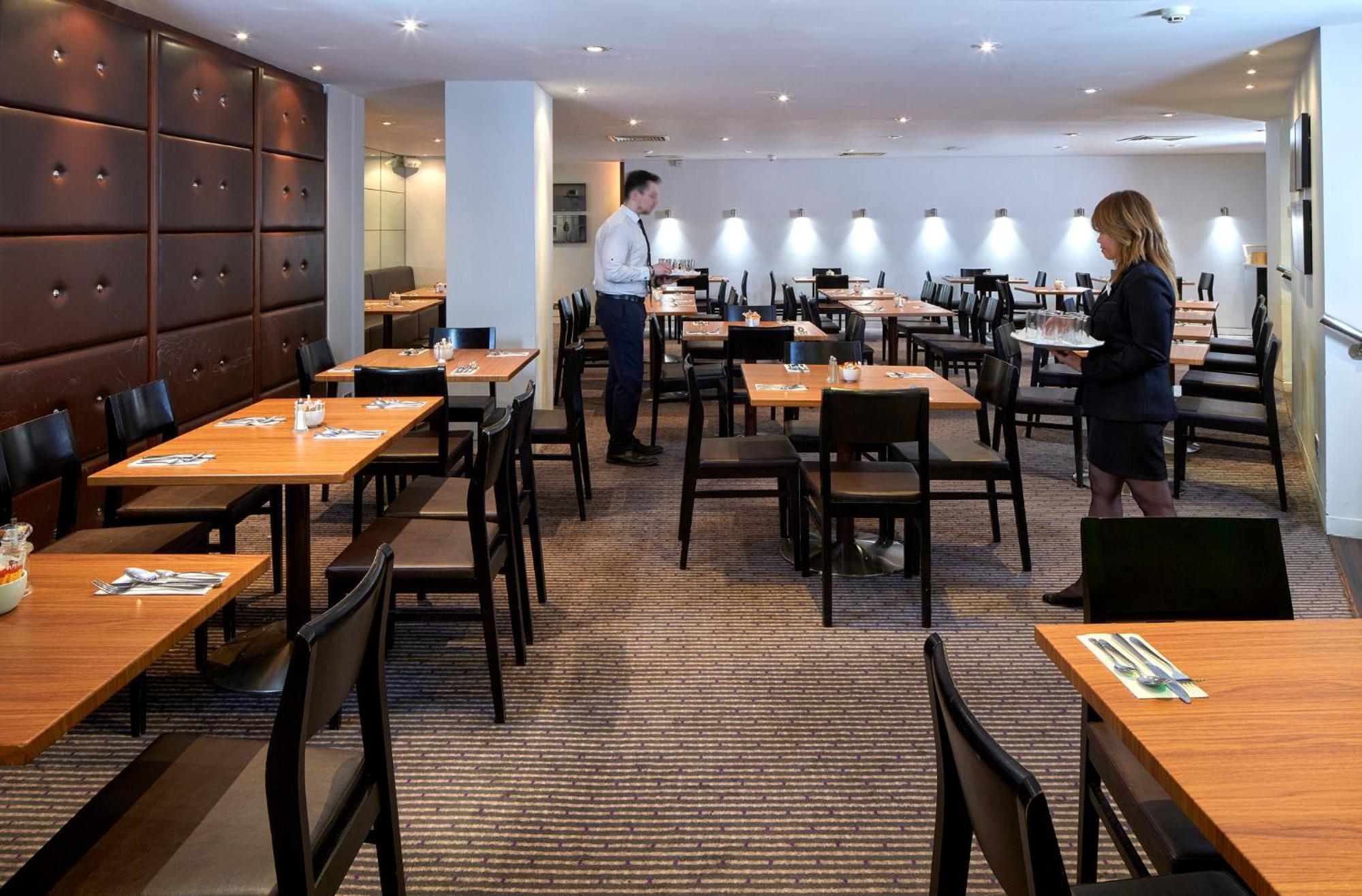 Holiday Bloomsbury By Ihg 4*