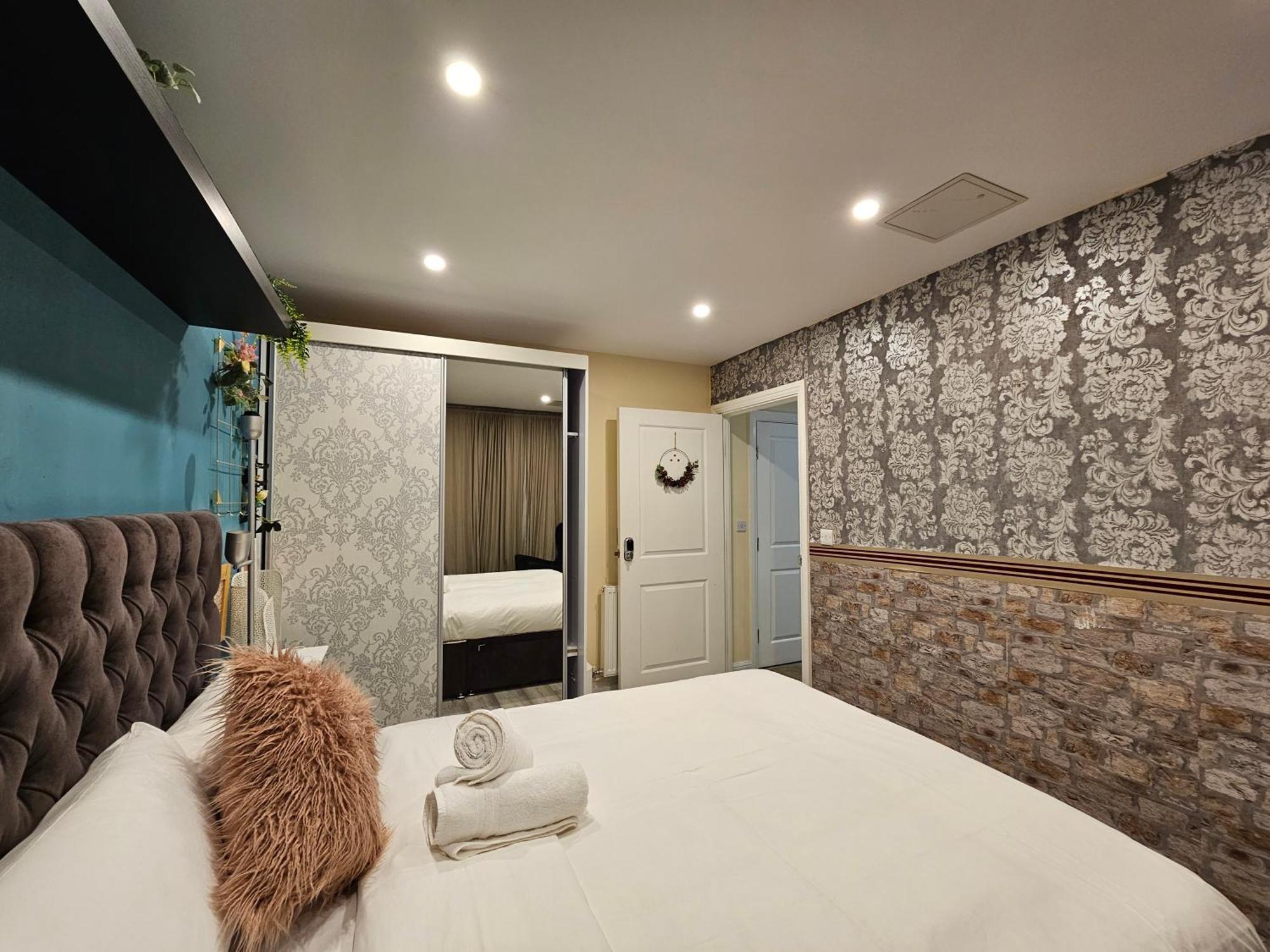 Guest house Wallwood London