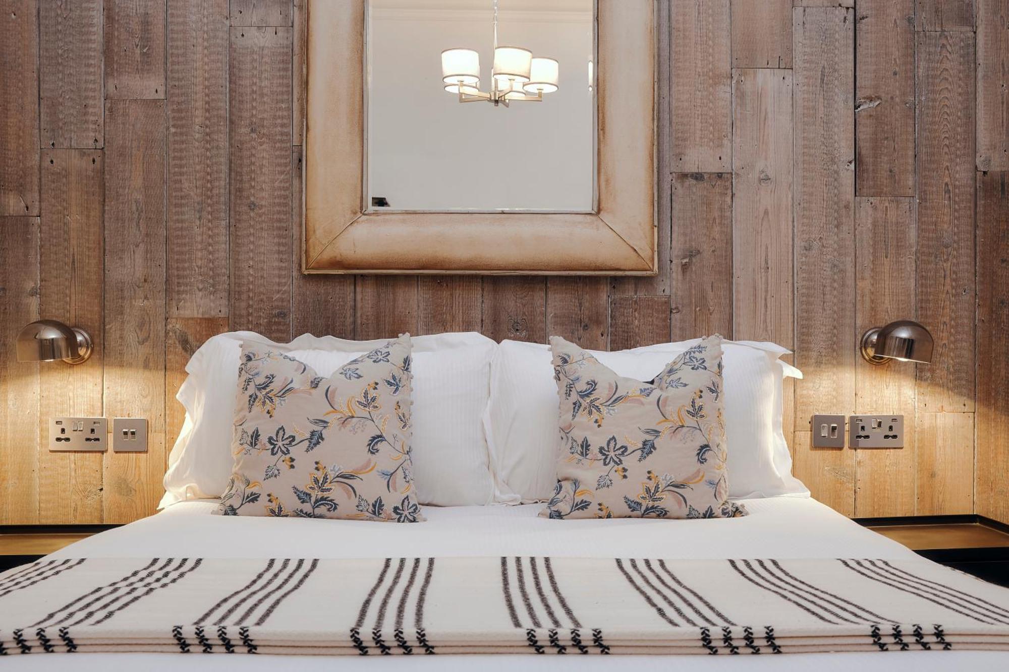 Estalagem The Black Lion Pub & Boutique 3*