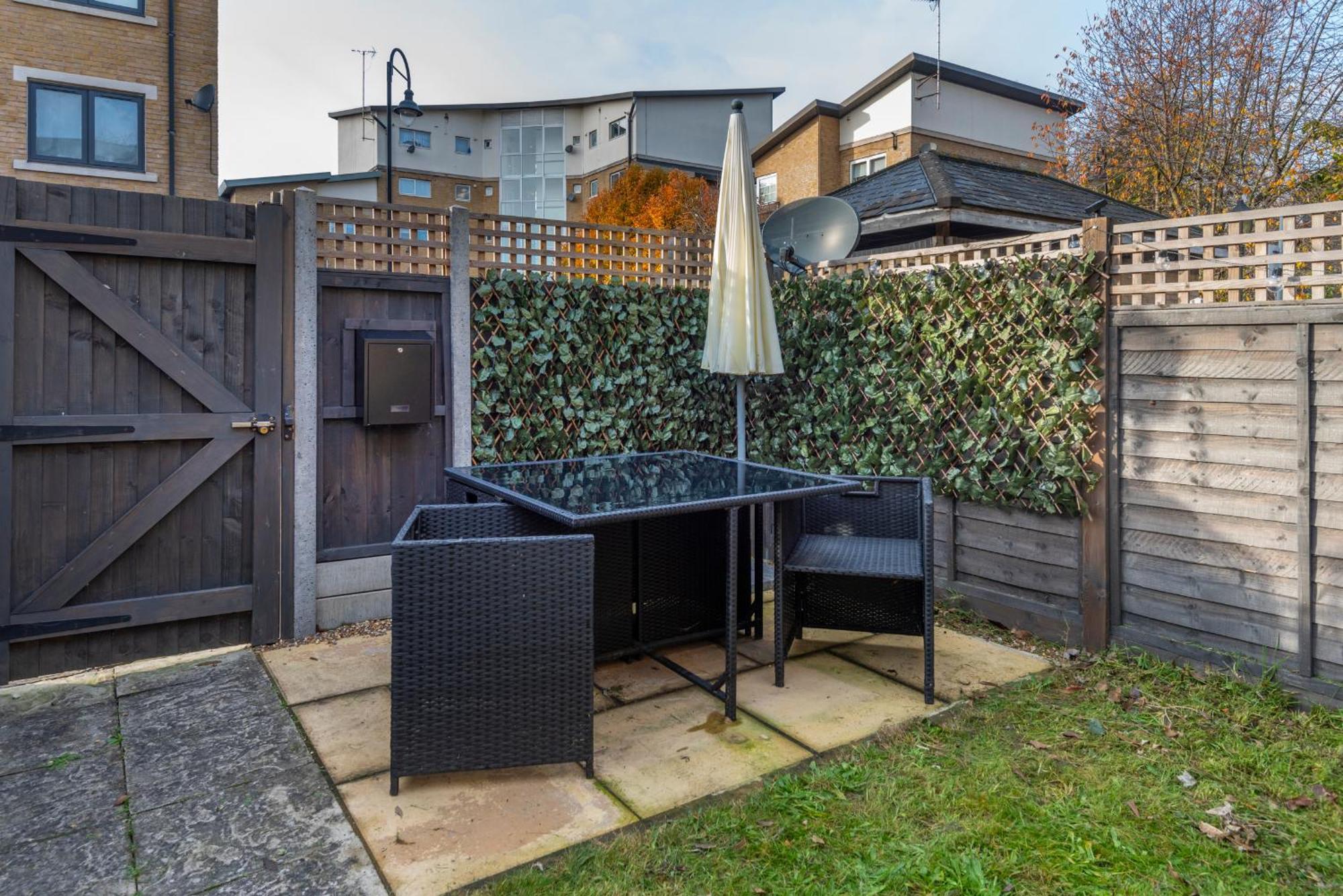 Apartamento 2 Bed Town House With Garden In Hackney, *