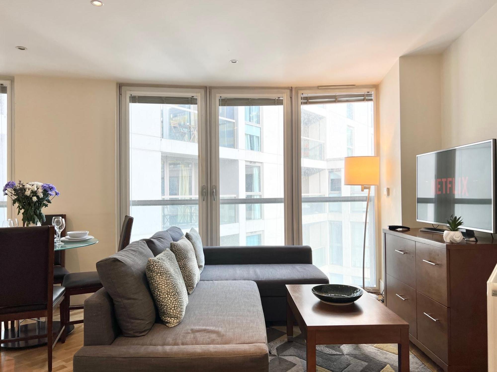 Vip Serviced Perfect Location Business & Leisure