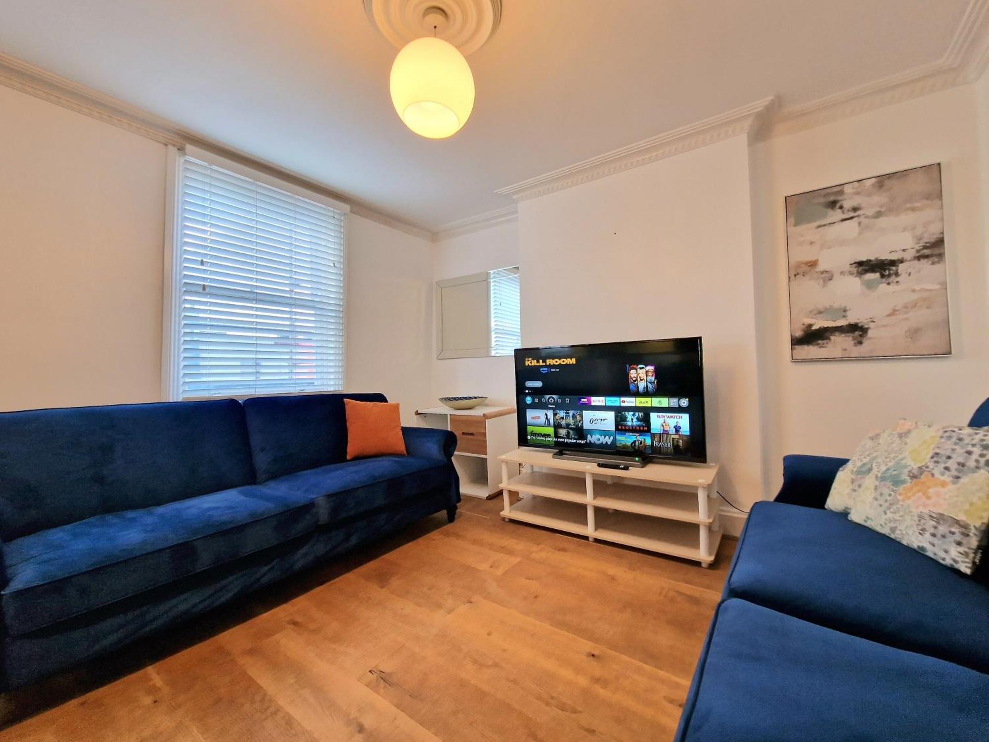 Apartamento Cosy In Kensington - Great Location! 3 Minutes Walk To Earl's Court Station Londres
