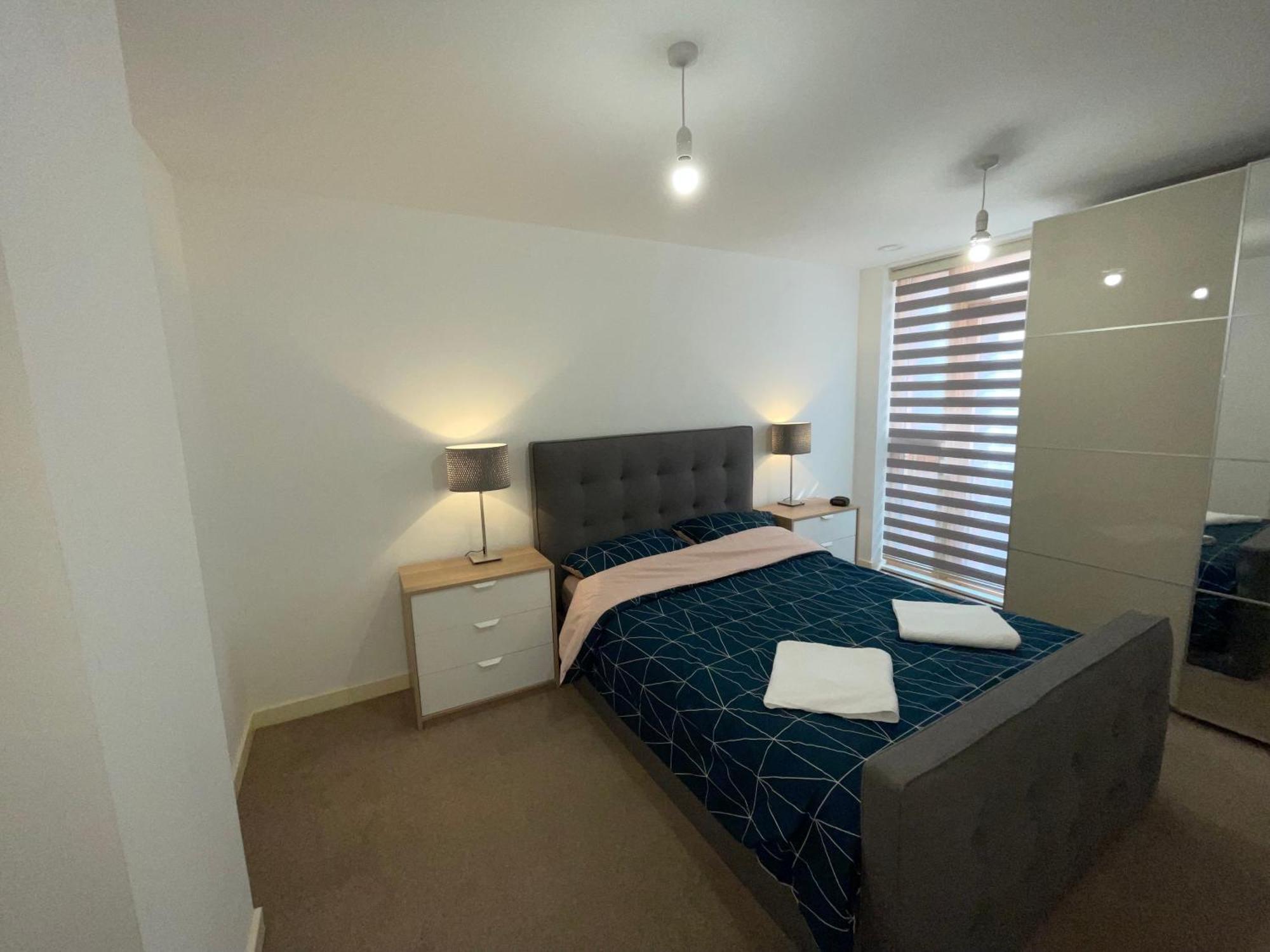 Apartamento Spacious 2 Bedroom Modern Flat & Parking *