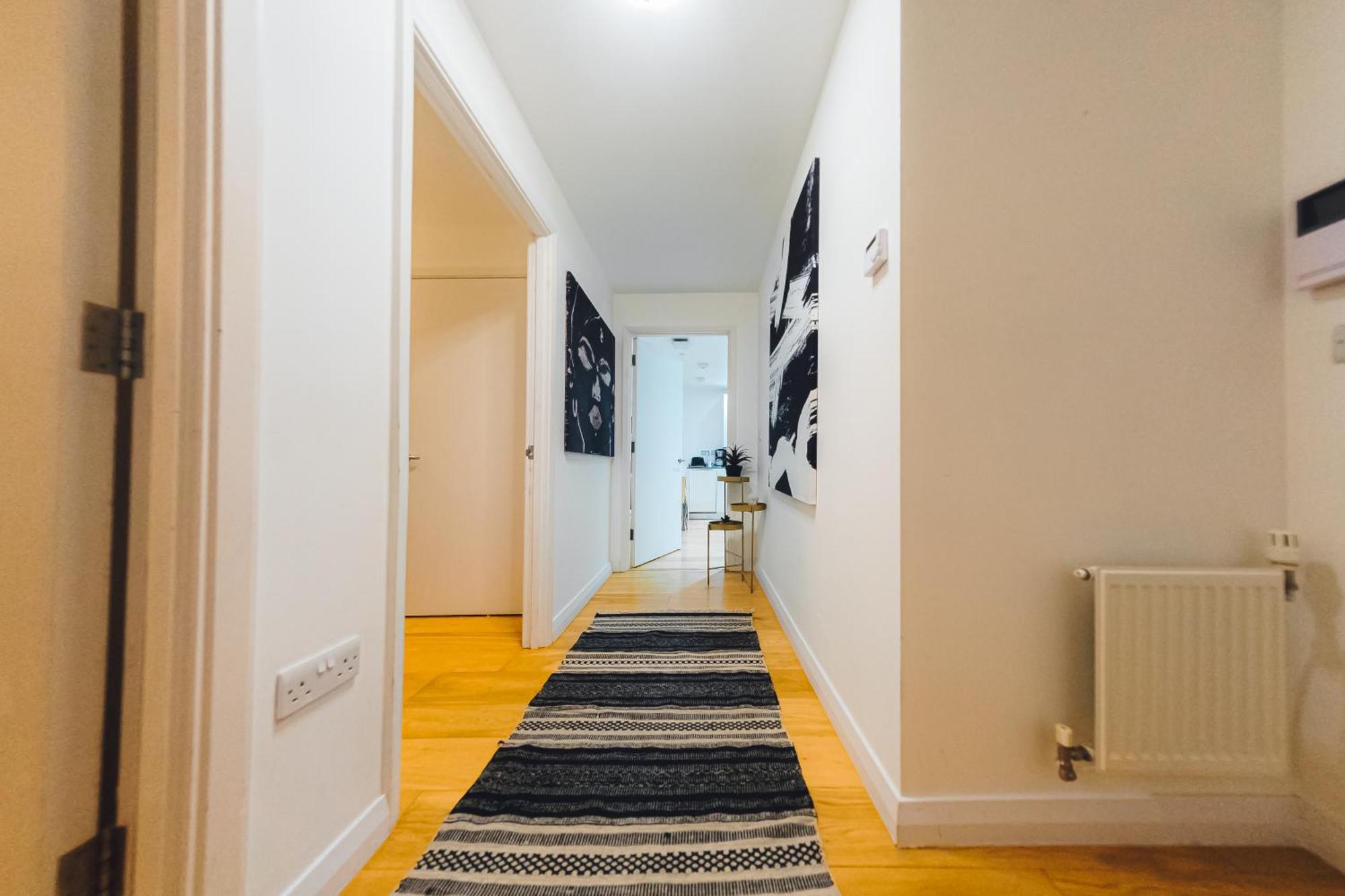 Unique Sky View -2 Bed * London
