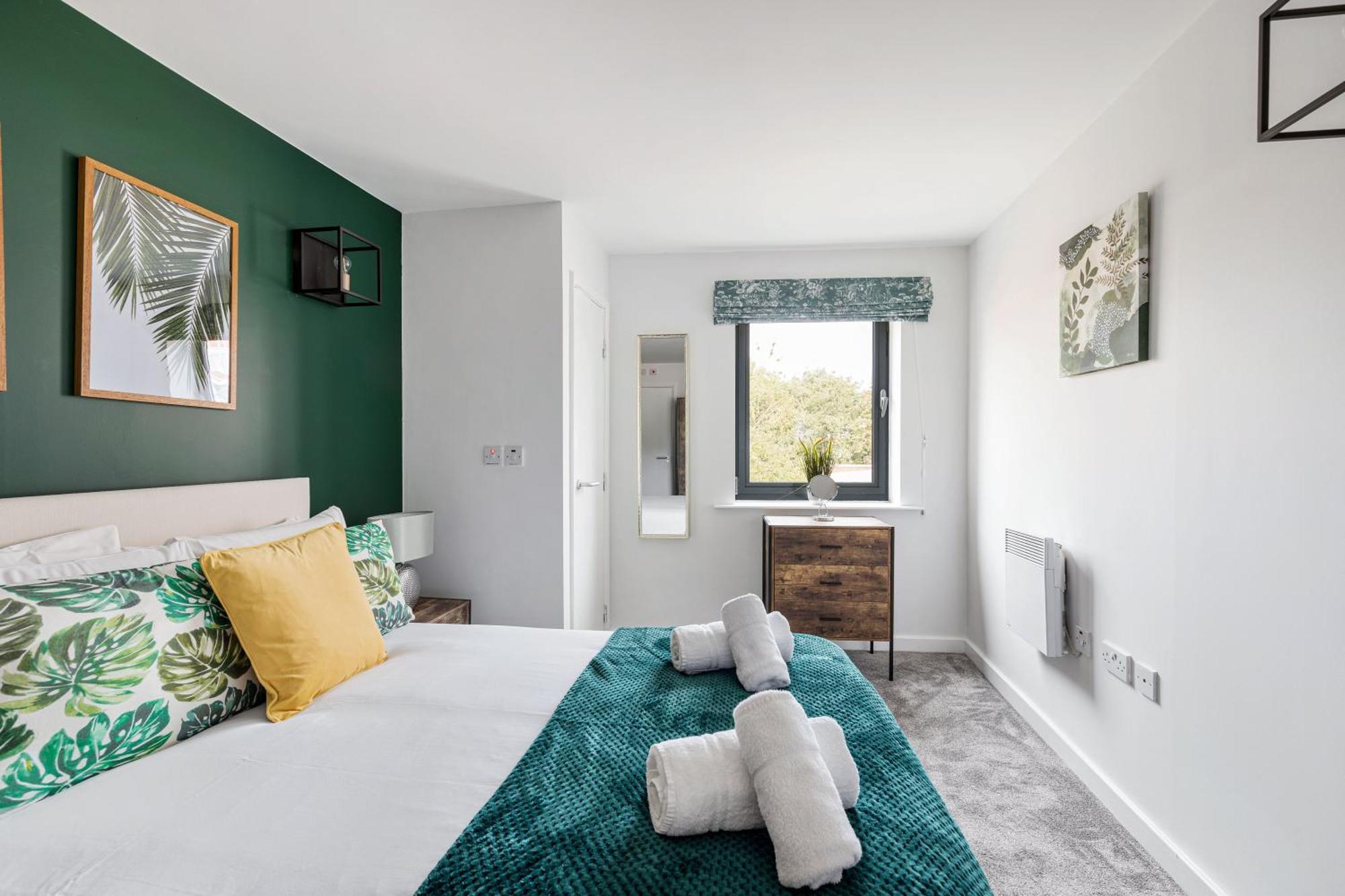 2bed2bath Spacious Modern Near Csm London
