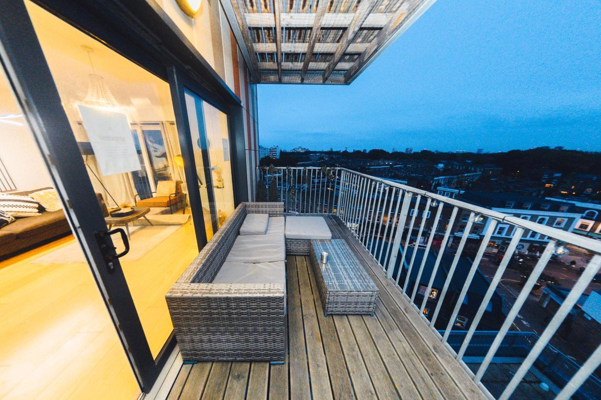 Unique Sky View -2 Bed *